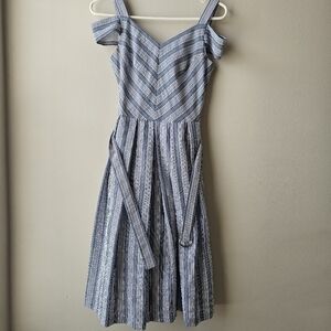 WHITE HOUSE BLACK MARRKER